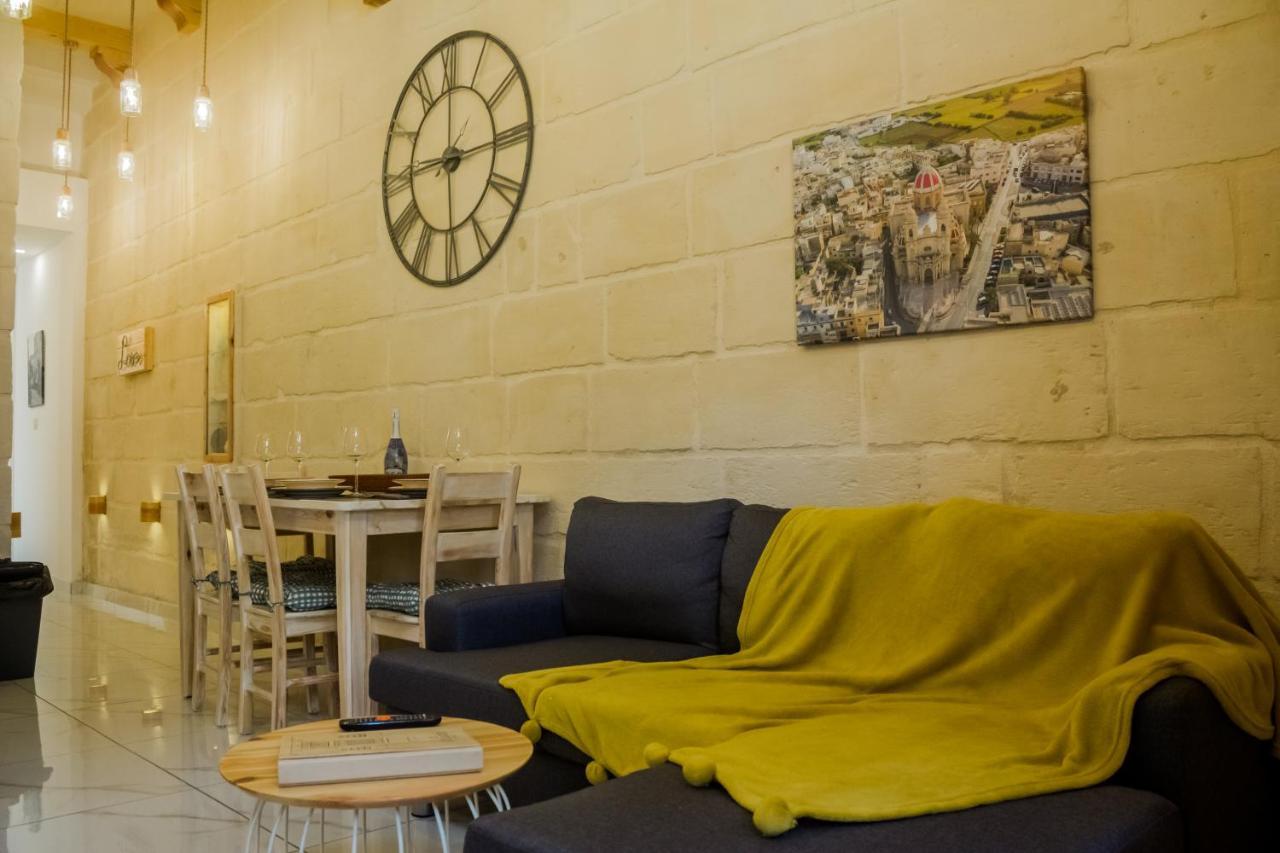 Ta' Gilard - Lovely Renovated Holiday Home Żabbar Extérieur photo