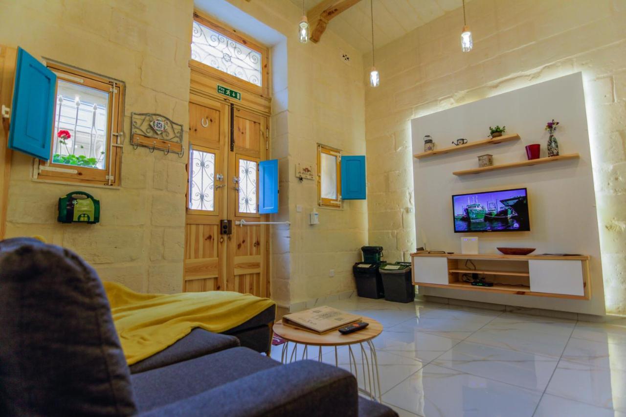 Ta' Gilard - Lovely Renovated Holiday Home Żabbar Extérieur photo